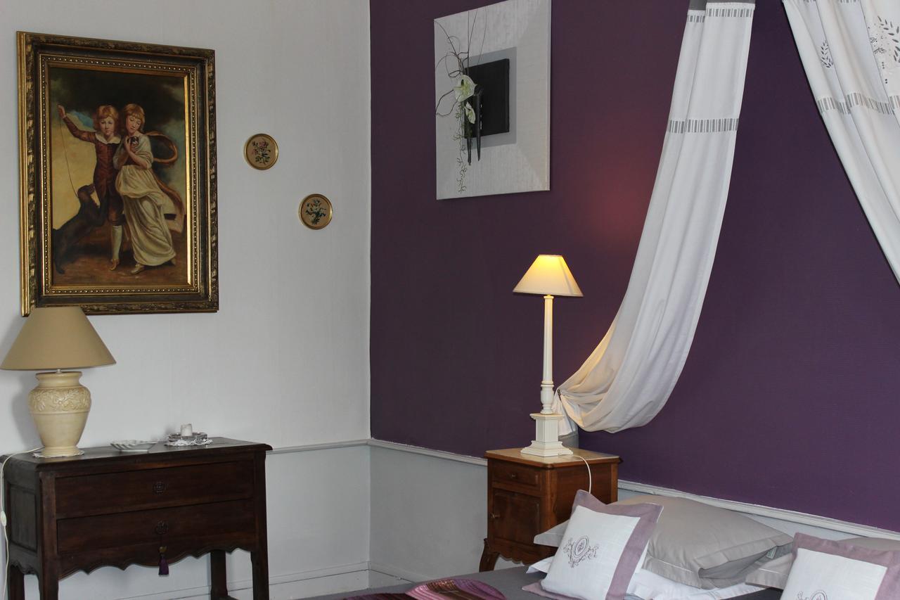 Chateau De Bourrassol Bed & Breakfast Menetrol Eksteriør bilde